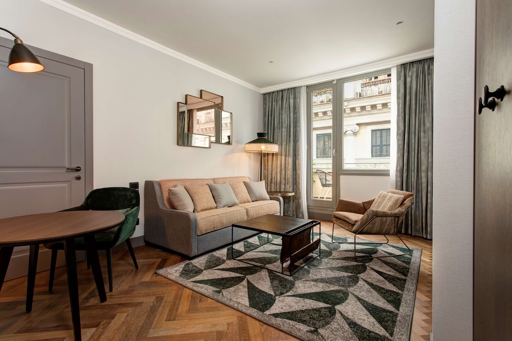DoubleTree by Hilton Rome Monti — Hotel rooms in Rome, Lazio