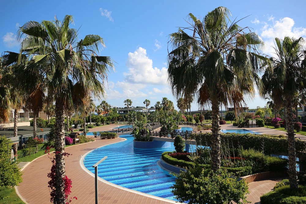 Tui Magic Life Jacaranda - All Inclusive — Swimming pool in Side