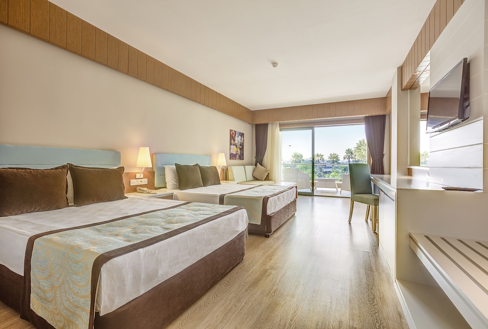 Tui Magic Life Jacaranda - All Inclusive — Hotel rooms in Side