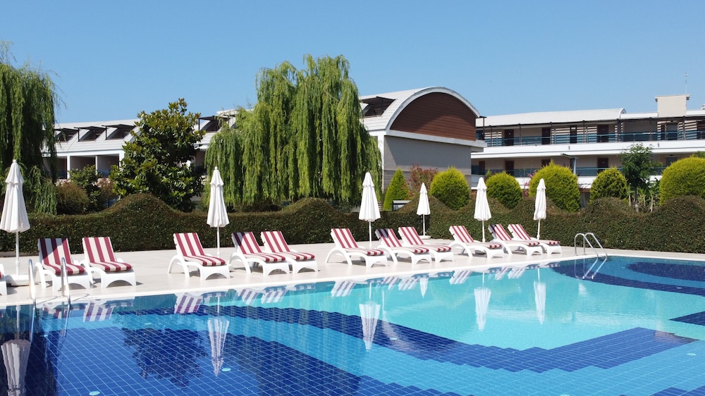 Tui Magic Life Jacaranda - All Inclusive — Swimming pool in Side