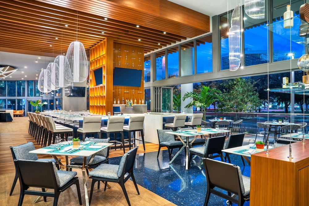 Hyatt Centric Las Olas Fort Lauderdale — Restaurant & bars in Fort Lauderdale, Florida