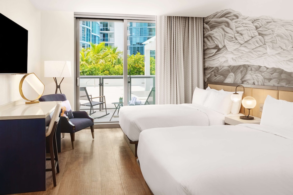 Hyatt Centric Las Olas Fort Lauderdale — Hotel rooms in Fort Lauderdale, Florida