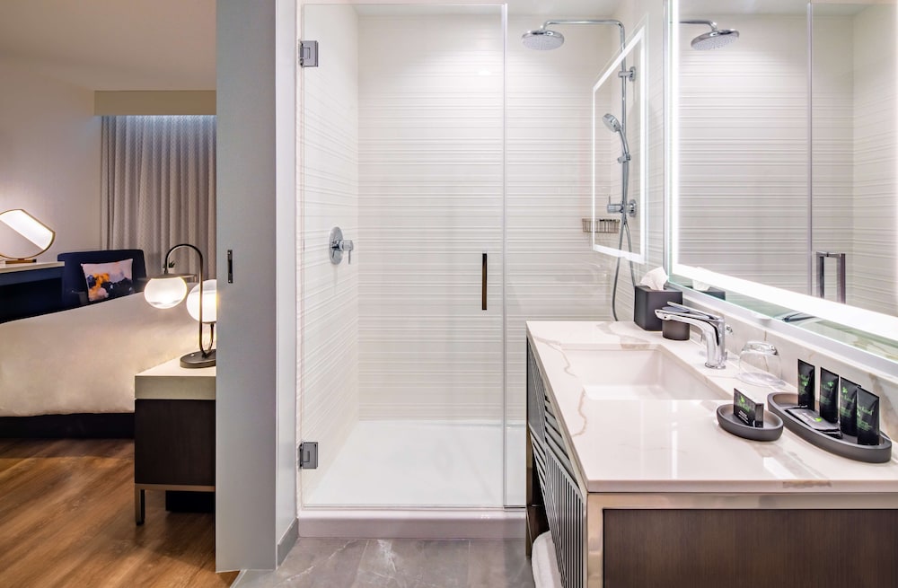 Hyatt Centric Las Olas Fort Lauderdale — Hotel rooms in Fort Lauderdale, Florida