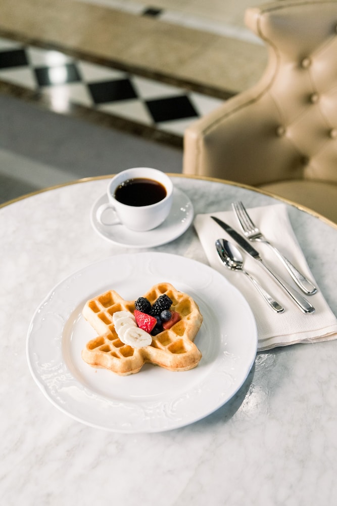 Hyatt Centric Las Olas Fort Lauderdale — Restaurant & bars in Fort Lauderdale, Florida