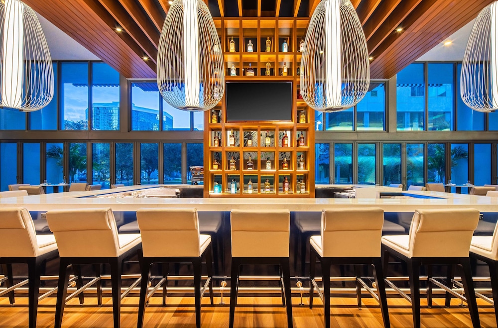 Hyatt Centric Las Olas Fort Lauderdale — Restaurant & bars in Fort Lauderdale, Florida