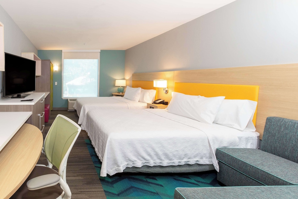 Home2 Suites by Hilton Fernandina Beach Amelia Island, FL — Hotel rooms in Amelia Island, Florida