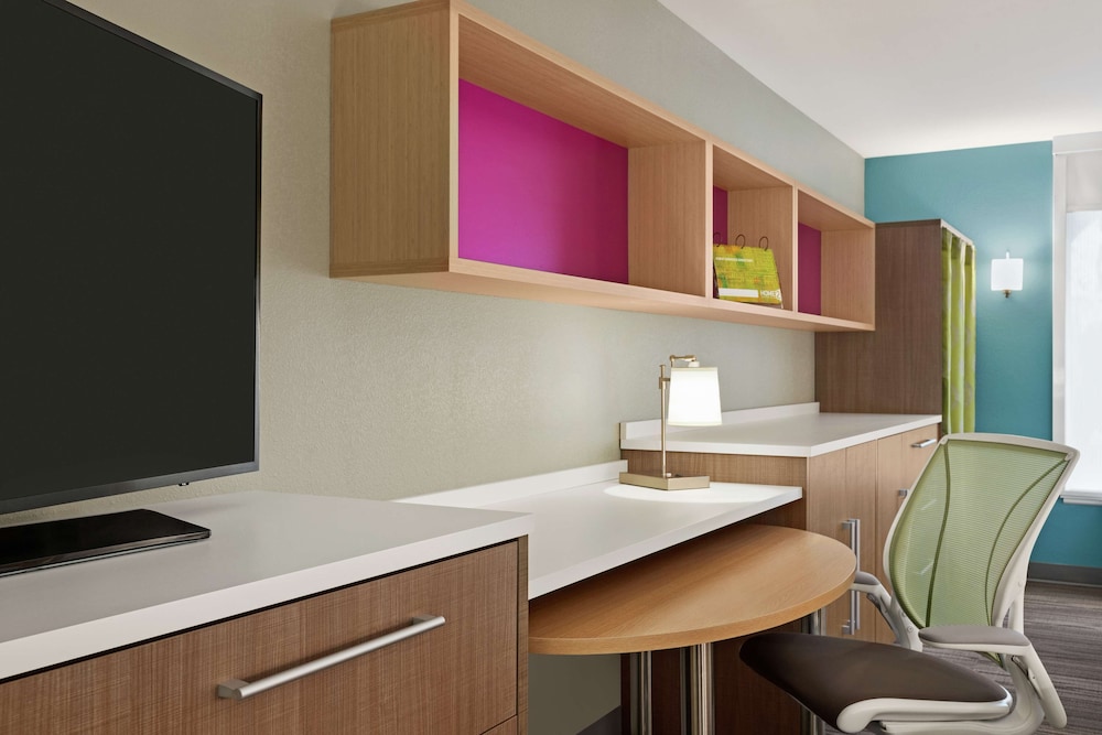 Home2 Suites by Hilton Fernandina Beach Amelia Island, FL — Hotel rooms in Amelia Island, Florida