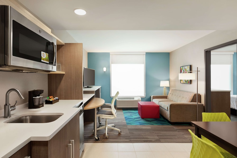 Home2 Suites by Hilton Fernandina Beach Amelia Island, FL — Hotel rooms in Amelia Island, Florida