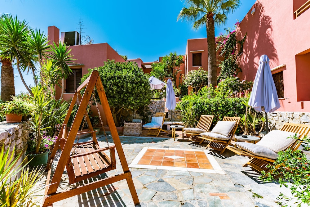 Anais Collection Hotels & Suites by GHH — Hotel building in Chania