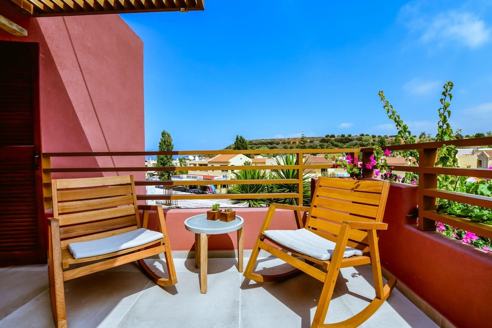 Anais Collection Hotels & Suites by GHH — Hotel rooms in Chania