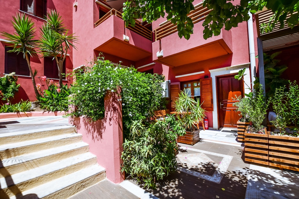 Anais Collection Hotels & Suites by GHH — Hotel building in Chania