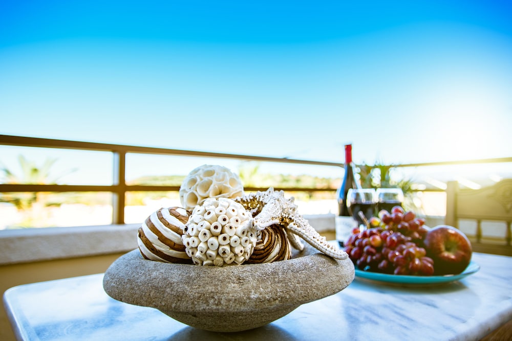 Anais Collection Hotels & Suites by GHH — Beach in Chania