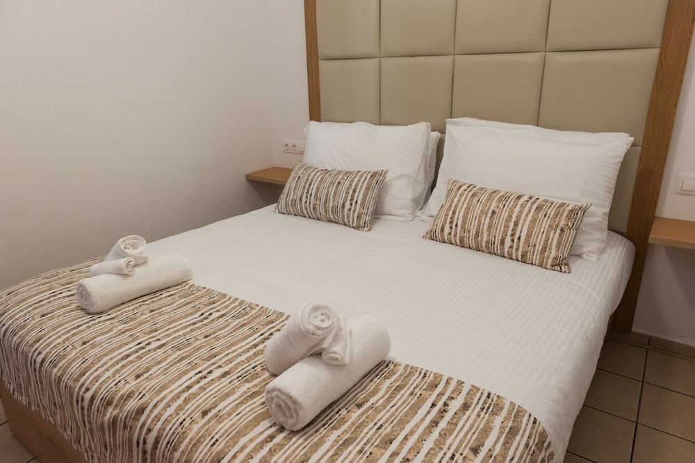 Pallazzo Fortezza — Hotel rooms in Rethymnon