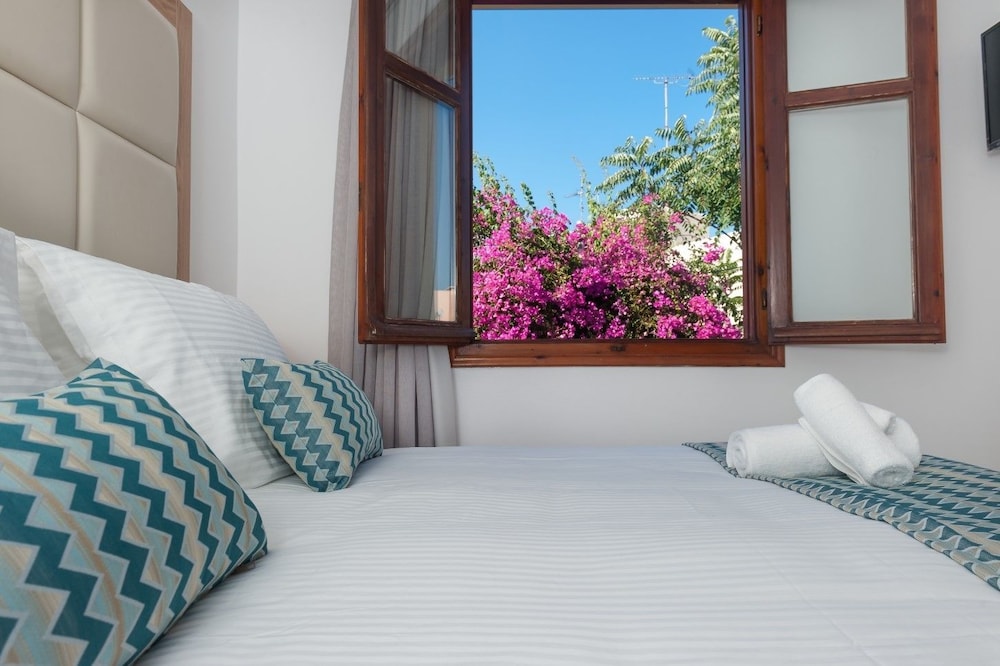 Pallazzo Fortezza — Hotel rooms in Rethymnon