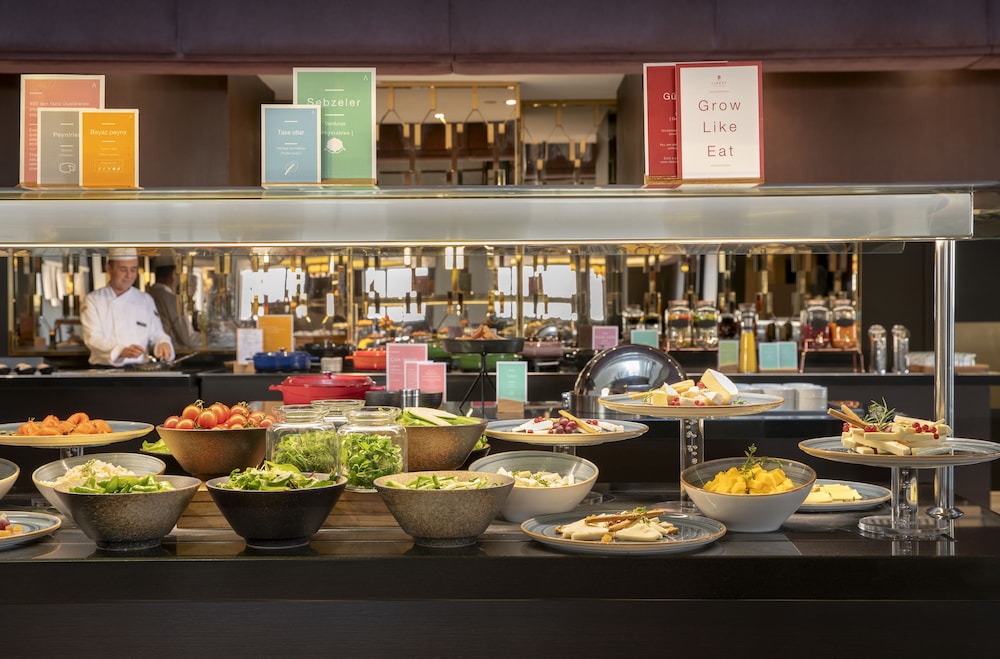 Barcelo Istanbul — Restaurant & bars in Istanbul, Istanbul