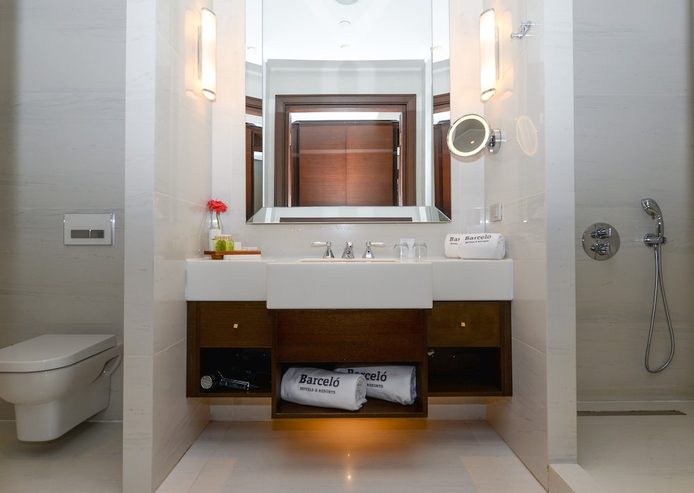 Barcelo Istanbul — Hotel rooms in Istanbul, Istanbul