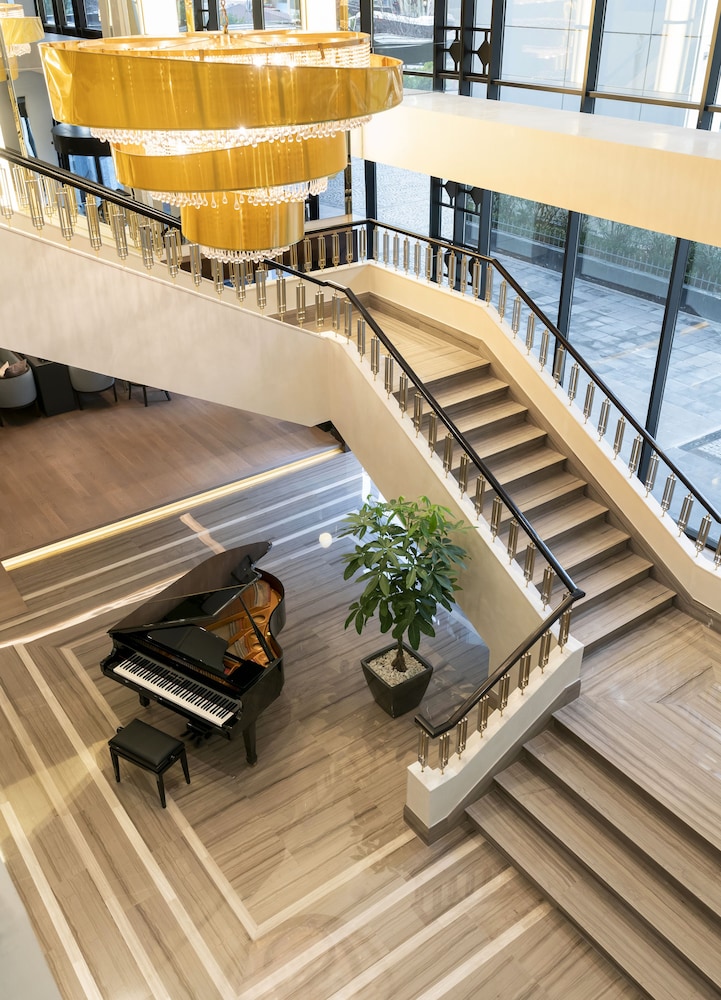 Barcelo Istanbul — Hotel building in Istanbul, Istanbul