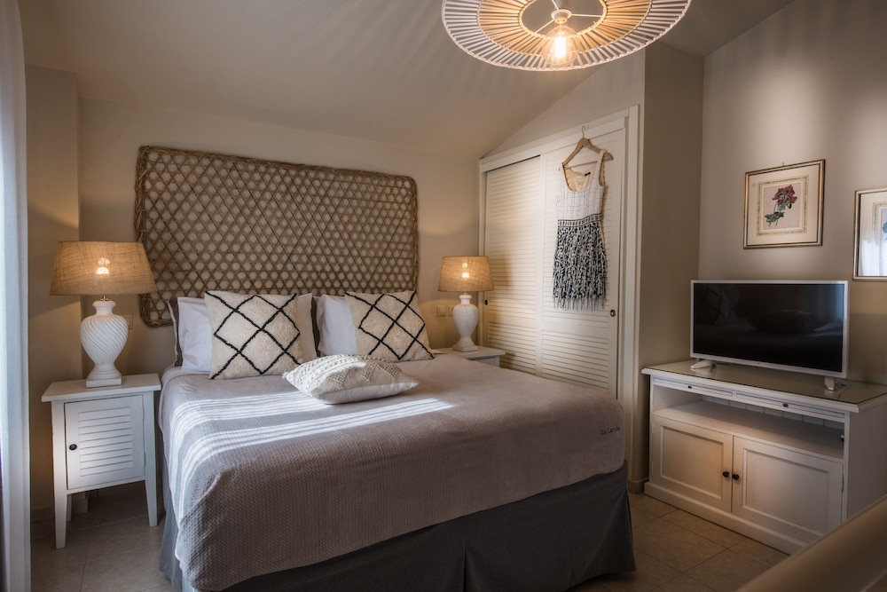 Creta Blue Boutique Hotel — Hotel rooms in Hersonissos