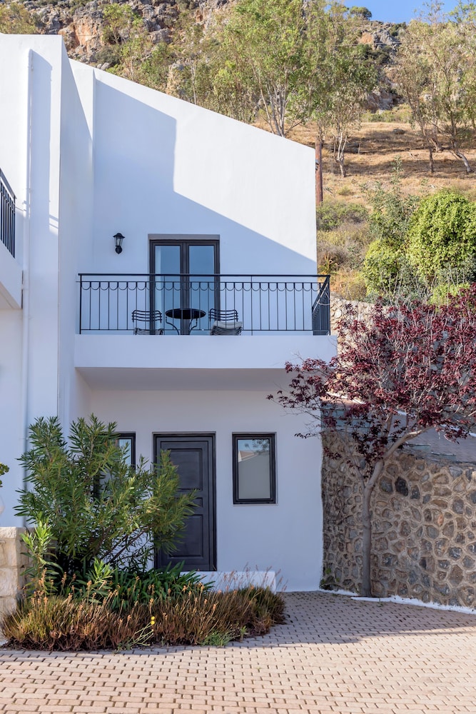 Creta Blue Boutique Hotel — Hotel building in Hersonissos