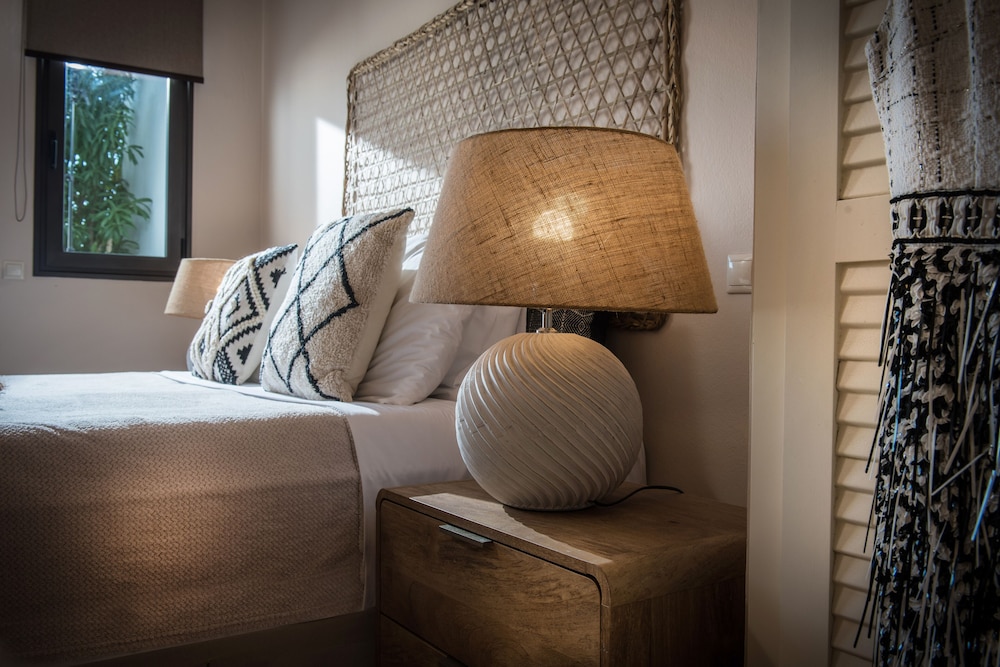 Creta Blue Boutique Hotel — Hotel rooms in Hersonissos