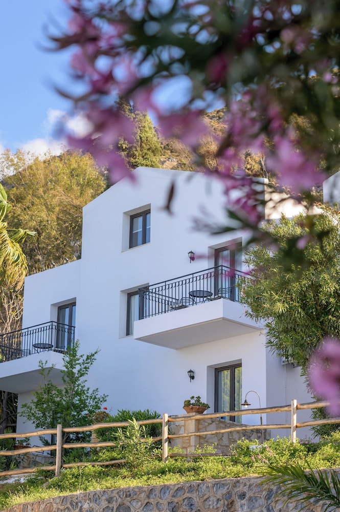 Creta Blue Boutique Hotel — Hotel building in Hersonissos