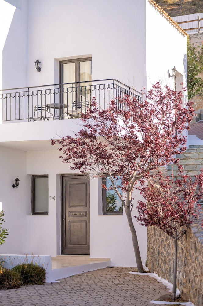 Creta Blue Boutique Hotel — Hotel building in Hersonissos
