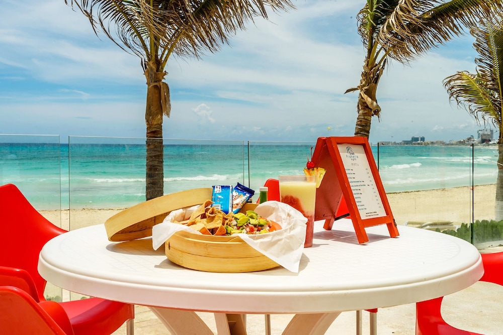 Krystal Cancun All Inclusive — Beach in Cancun, Quintana Roo