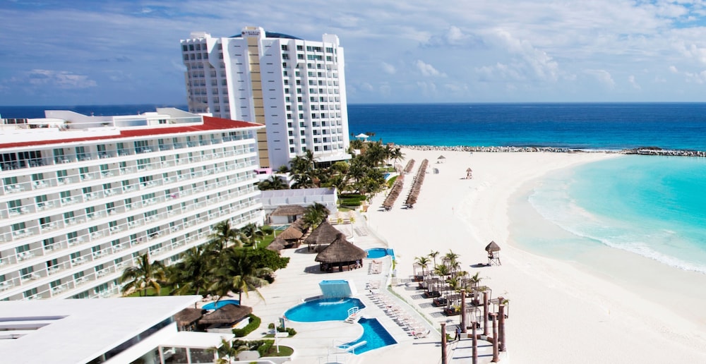 Krystal Cancun All Inclusive — Beach in Cancun, Quintana Roo