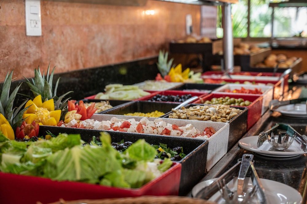 Dos Playas by Faranda All Inclusive — Restaurant & bars in Cancun, Quintana Roo