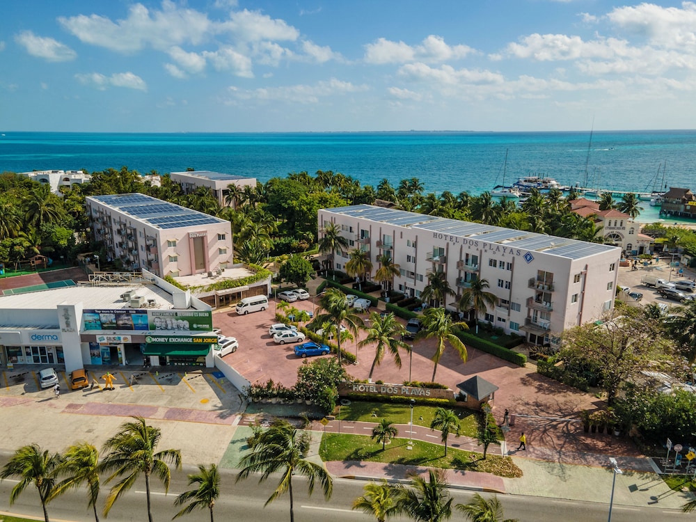 Dos Playas by Faranda All Inclusive — Hotel building in Cancun, Quintana Roo