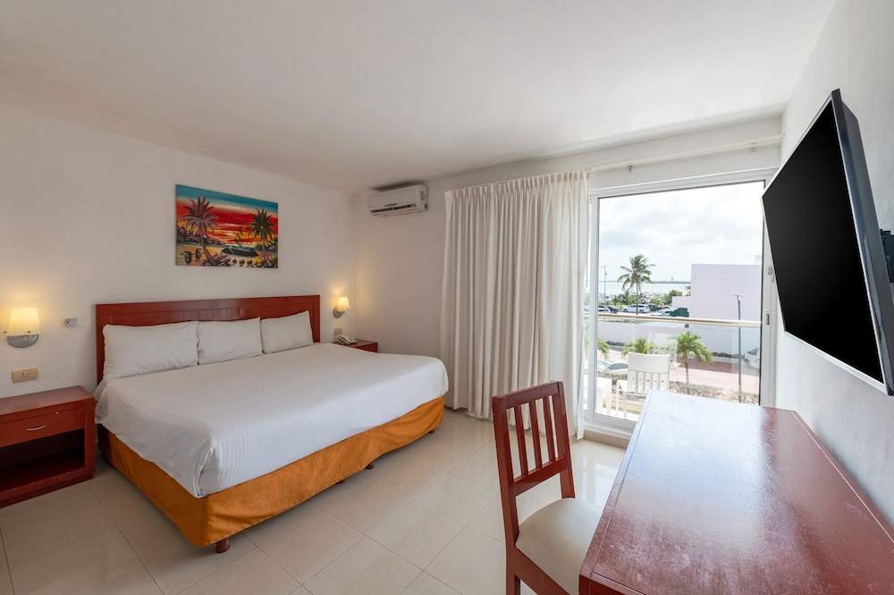 Dos Playas by Faranda All Inclusive — Hotel rooms in Cancun, Quintana Roo