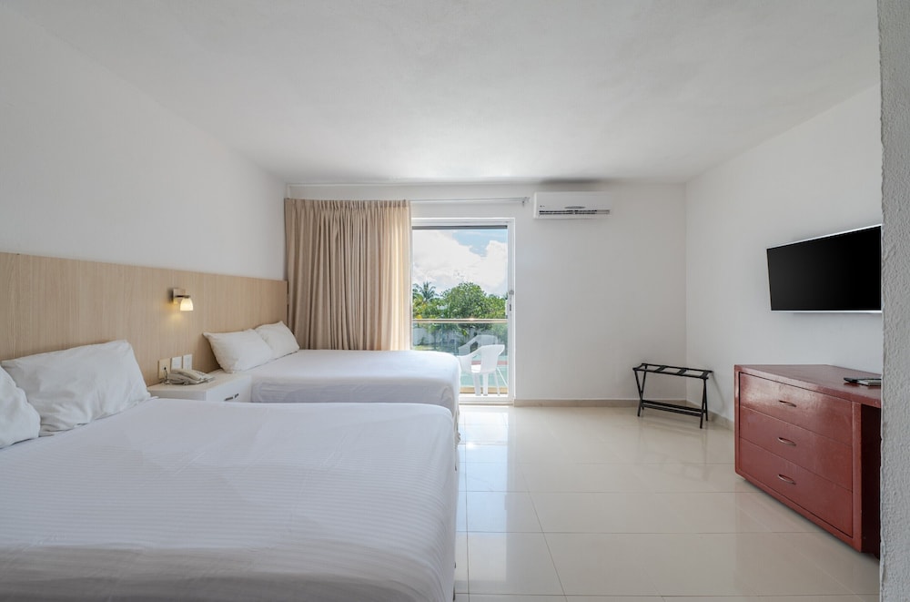 Dos Playas by Faranda All Inclusive — Hotel rooms in Cancun, Quintana Roo