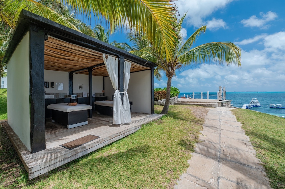 Dos Playas by Faranda All Inclusive — Spa in Cancun, Quintana Roo
