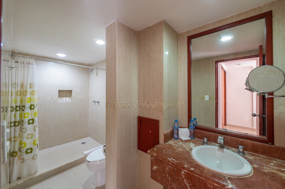 Dos Playas by Faranda All Inclusive — Hotel rooms in Cancun, Quintana Roo