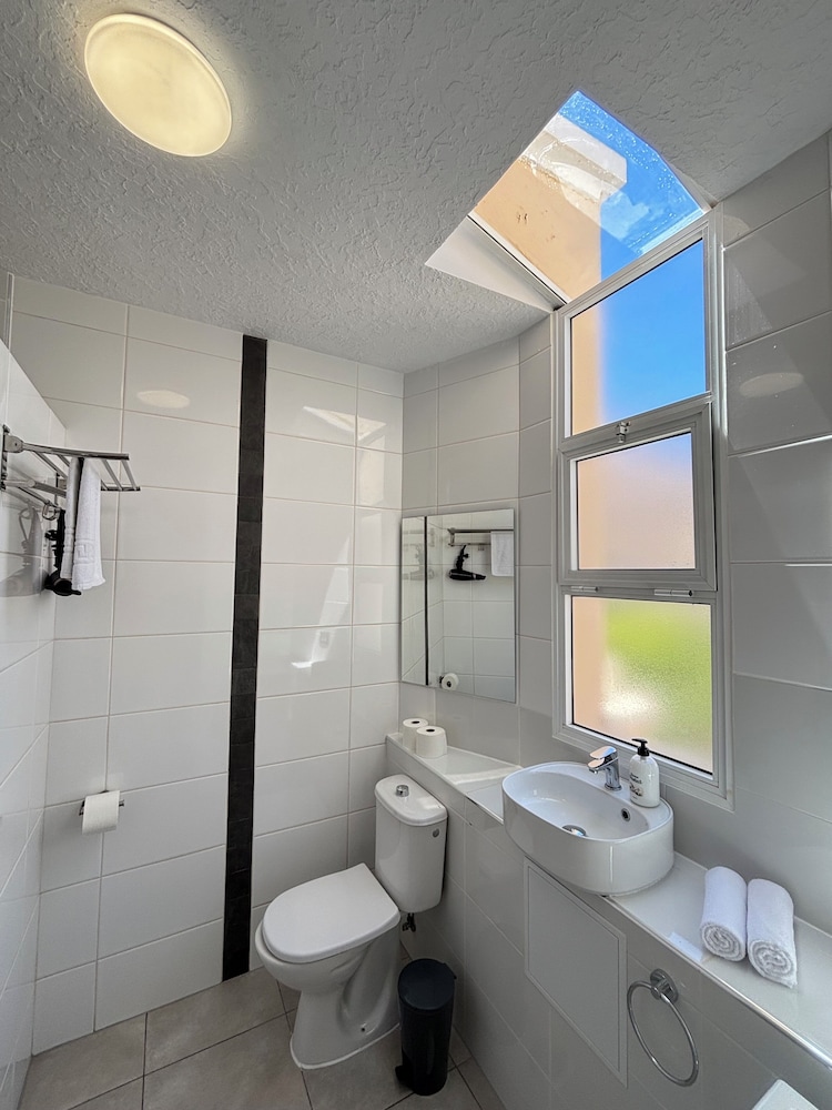 Yucca Park Aparthotel — Hotel rooms in Costa Adeje, Canary Islands