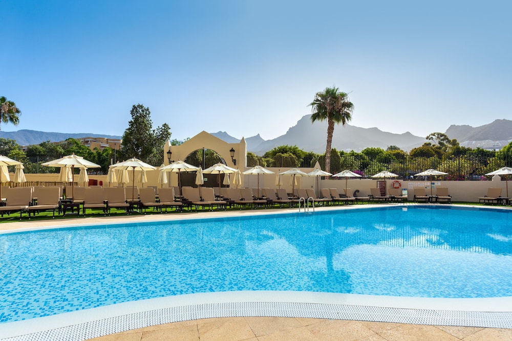 GF Isabel — Swimming pool in Costa Adeje, Canary Islands