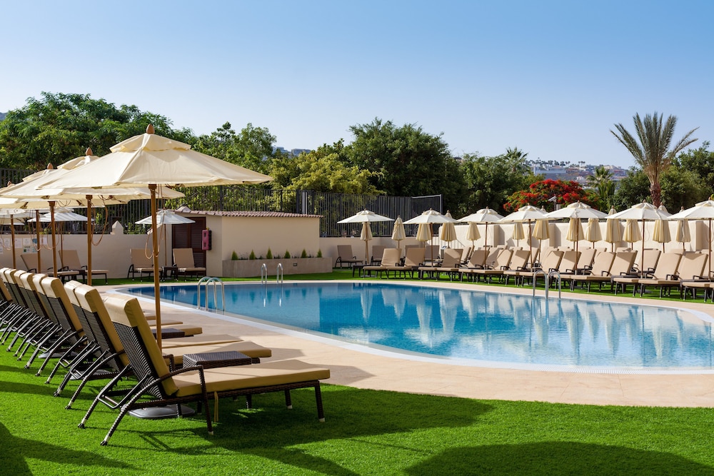 GF Isabel — Swimming pool in Costa Adeje, Canary Islands