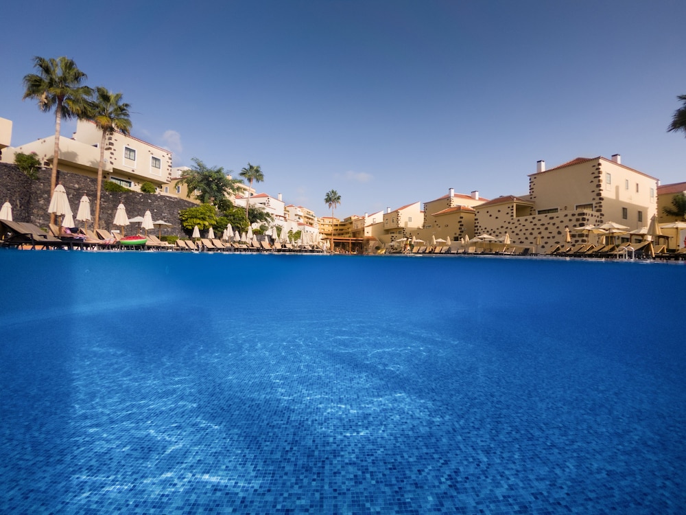 GF Isabel — Swimming pool in Costa Adeje, Canary Islands
