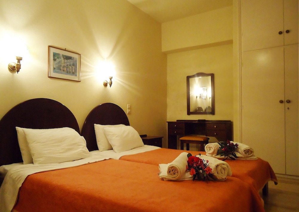 Ccb Bruskos Hotel — Hotel rooms in Lefkimmi (Corfu), Ionian Islands