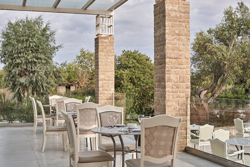 Sandy Villas Resort by Rizos Resorts - All inclusive — Restaurant & bars in Lefkimmi (Corfu), Ionian Islands