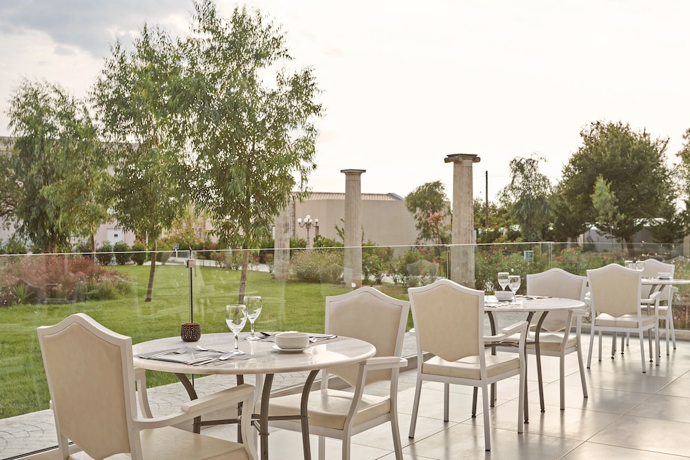 Sandy Villas Resort by Rizos Resorts - All inclusive — Restaurant & bars in Lefkimmi (Corfu), Ionian Islands