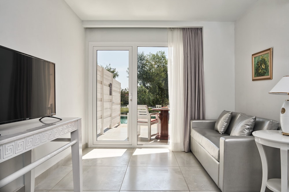Sandy Villas Resort by Rizos Resorts - All inclusive — Hotel rooms in Lefkimmi (Corfu), Ionian Islands