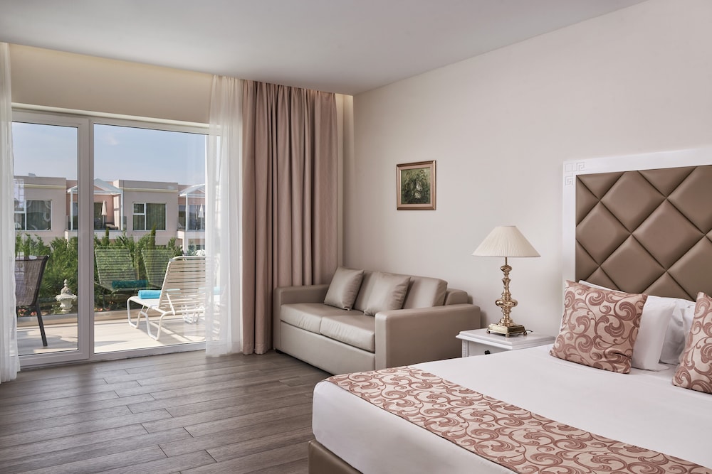 Sandy Villas Resort by Rizos Resorts - All inclusive — Hotel rooms in Lefkimmi (Corfu), Ionian Islands