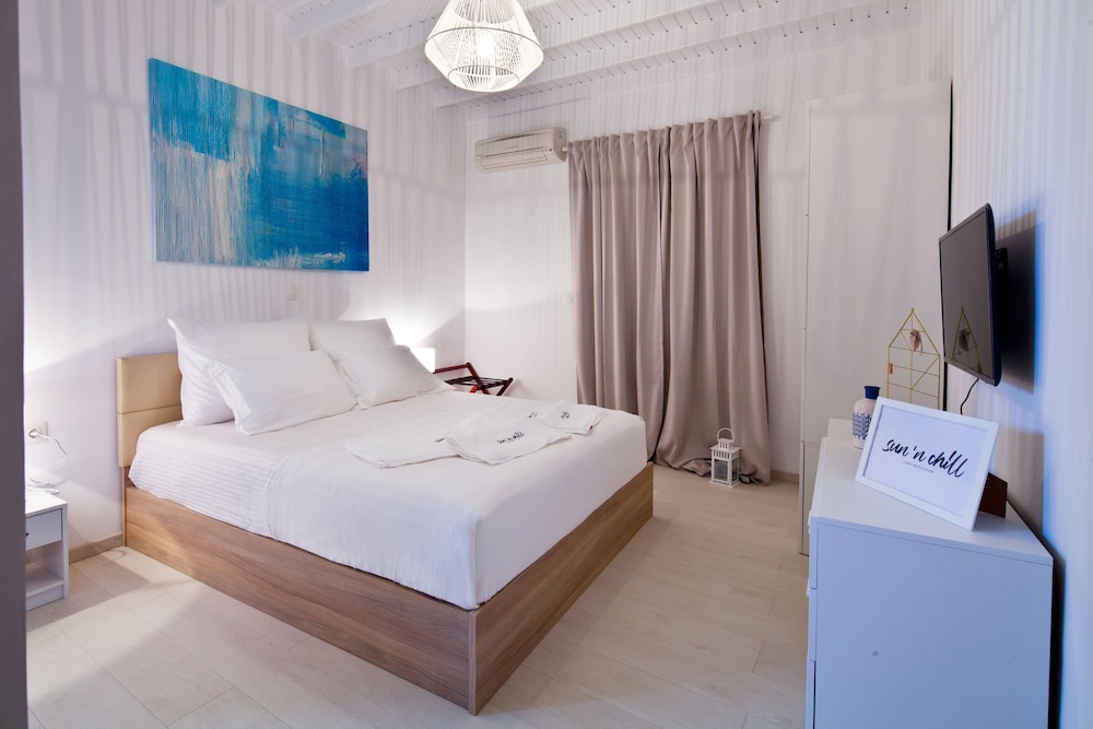 Sun n Chill — Hotel rooms in Lefkimmi (Corfu), Ionian Islands