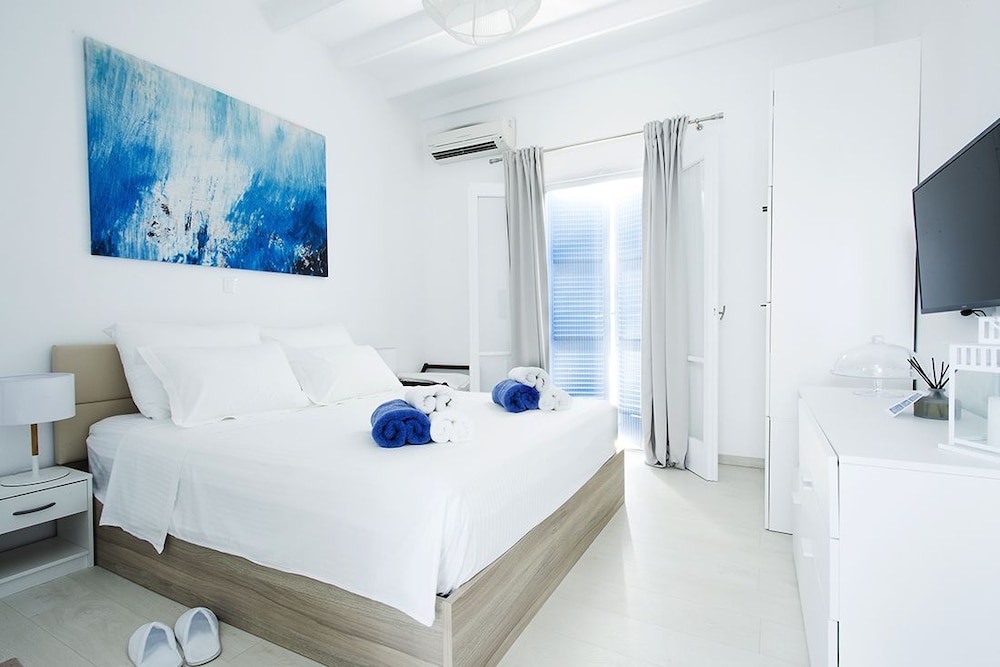 Sun n Chill — Hotel rooms in Lefkimmi (Corfu), Ionian Islands