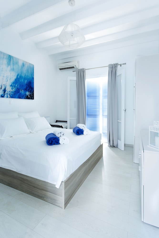 Sun n Chill — Hotel rooms in Lefkimmi (Corfu), Ionian Islands