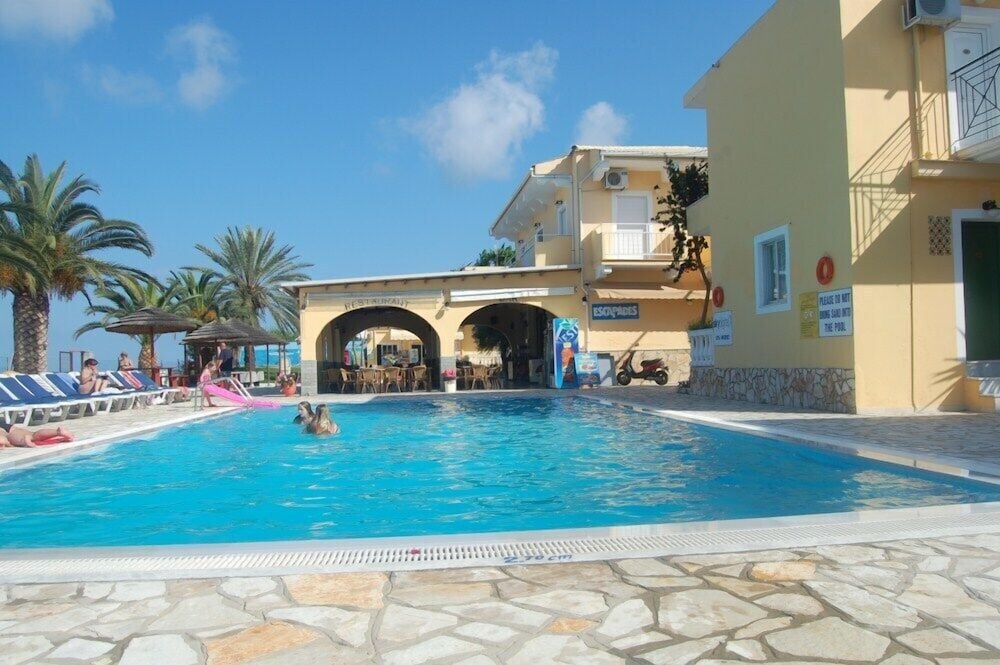 Complex Lemon Grove — Swimming pool in Lefkimmi (Corfu), Ionian Islands