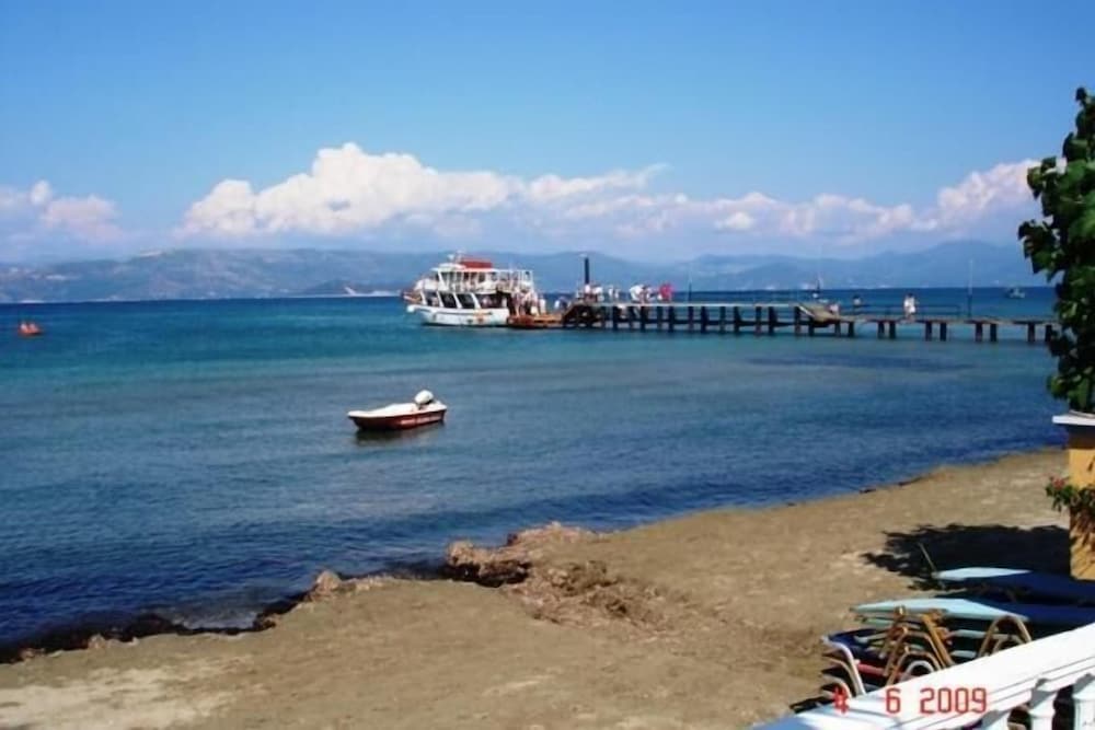 Complex Lemon Grove — Beach in Lefkimmi (Corfu), Ionian Islands