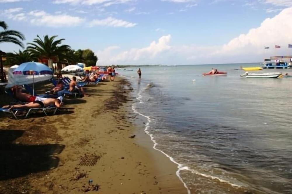 Complex Lemon Grove — Beach in Lefkimmi (Corfu), Ionian Islands