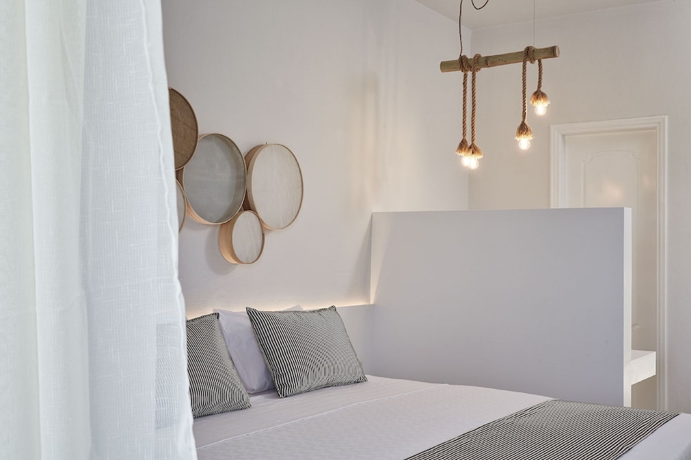 Mr and Mrs White Corfu Couples Retreat Adults Only — Hotel rooms in Acharavi, Ionian Islands